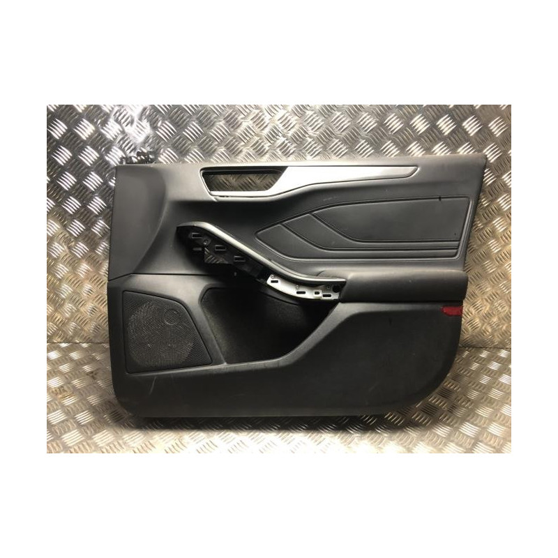 Panneau de porte avant droit FORD FOCUS 4 PHASE 1 d’occasion