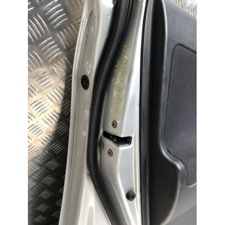 Porte avant gauche TOYOTA RAV4 3 PHASE 1 d’occasion