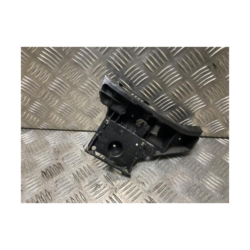 Support de pare chocs arriere FORD FOCUS 4 PHASE 1 d’occasion
