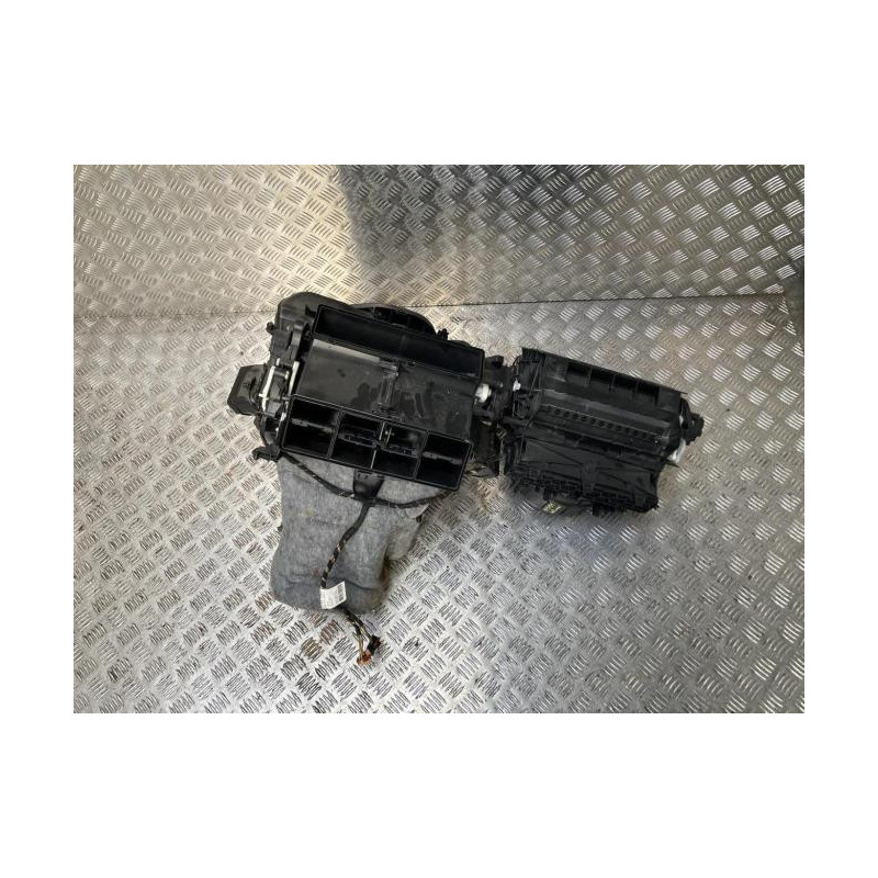 Bloc chauffage SKODA OCTAVIA 3 PHASE 1 d’occasion