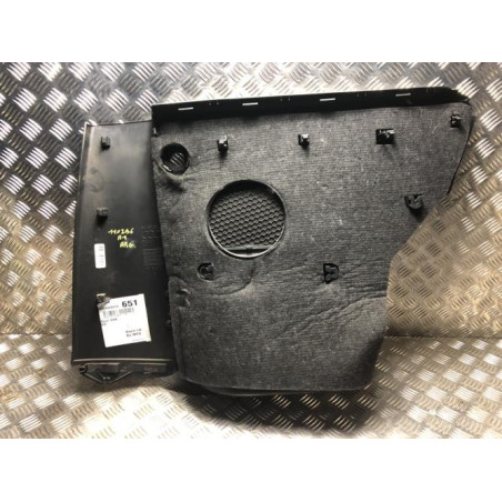 Panneau de porte arriere gauche AUDI A1 1 PHASE 1 d’occasion