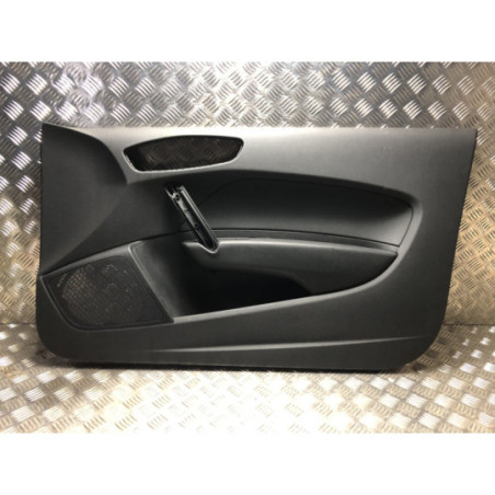 Panneau de porte avant droit AUDI A1 1 PHASE 1 d’occasion