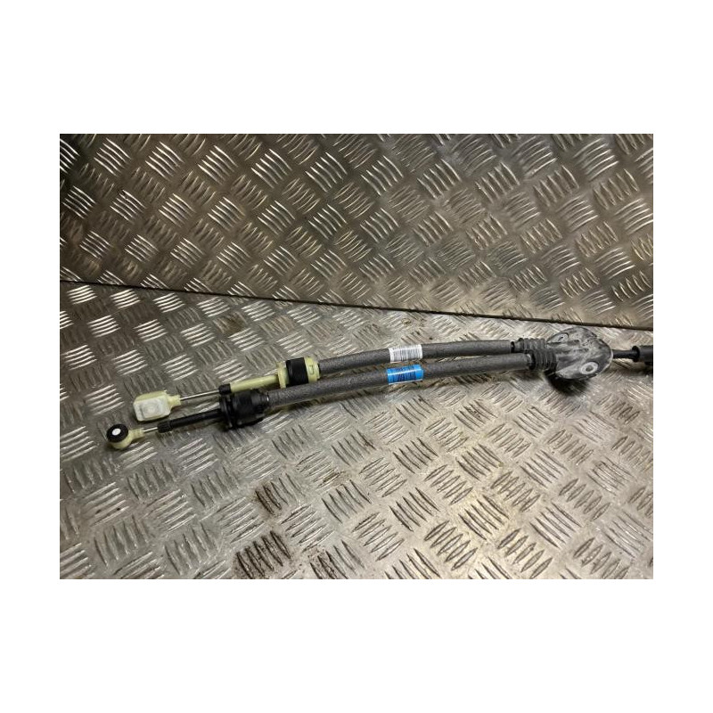 Cable levier de vitesses FORD FOCUS 4 PHASE 1 d’occasion
