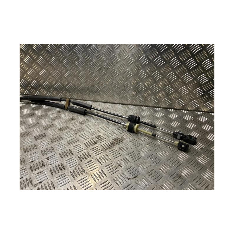 Cable levier de vitesses FORD FOCUS 4 PHASE 1 d’occasion