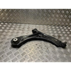 Triangle avant droit FORD FOCUS 4 PHASE 1 d’occasion