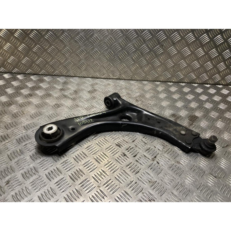 Triangle avant droit FORD FOCUS 4 PHASE 1 d’occasion