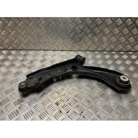 Triangle avant droit FORD FOCUS 4 PHASE 1 d’occasion