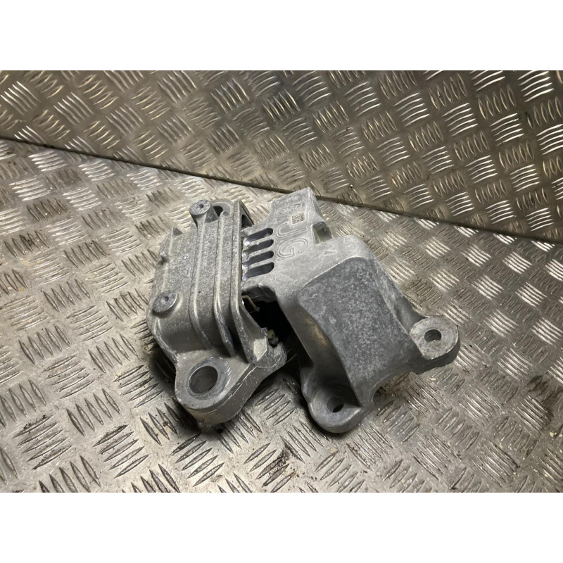 Support moteur gauche FORD FOCUS 4 PHASE 1 d’occasion