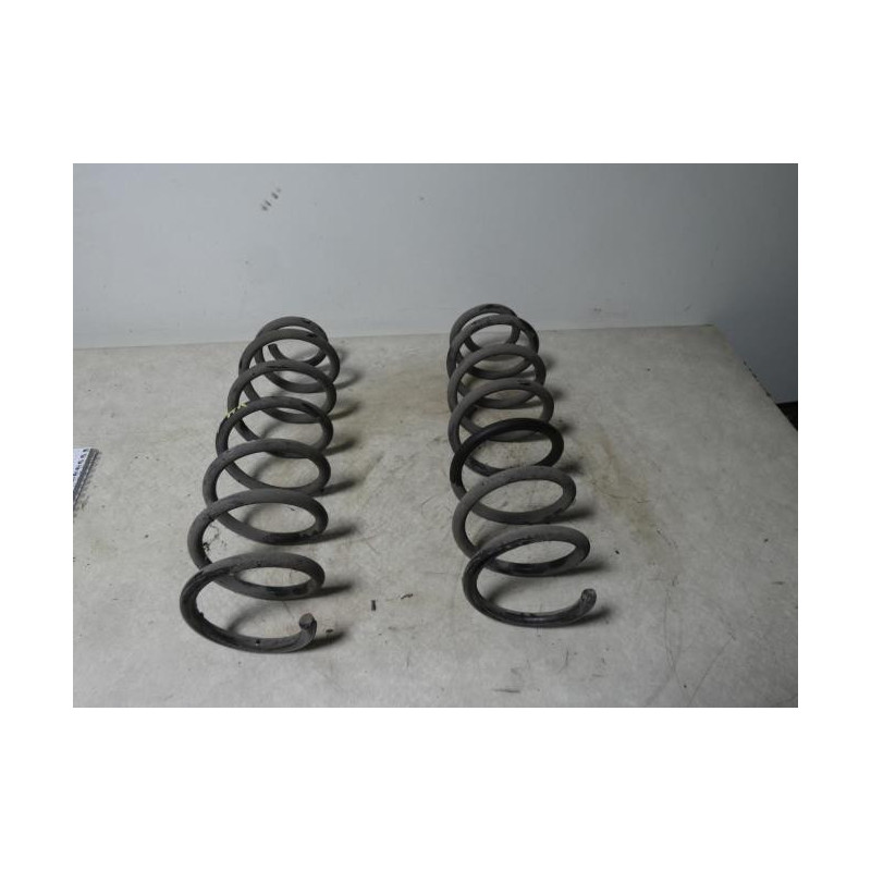 Ressort de suspension arriere RENAULT MEGANE 3 PHASE 1 d’occasion