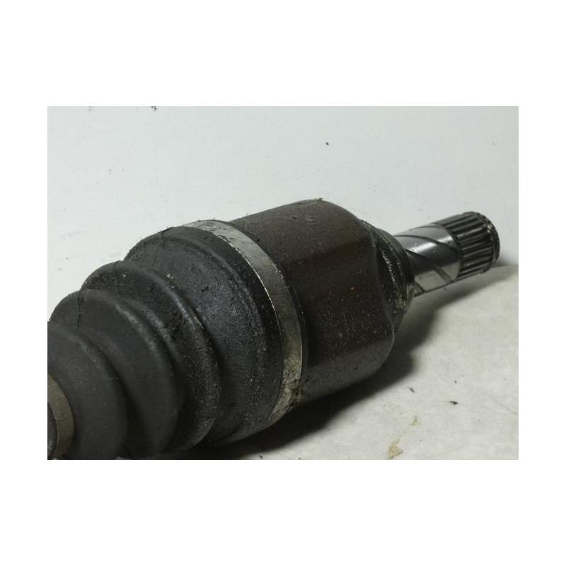 Cardan gauche (transmission) RENAULT MEGANE 3 PHASE 1 d’occasion