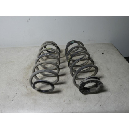 Ressort de suspension arriere PEUGEOT 107 PHASE 1 d’occasion