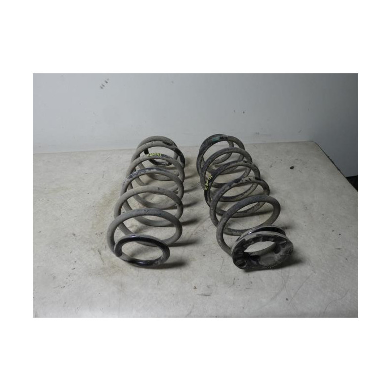 Ressort de suspension arriere PEUGEOT 107 PHASE 1 d’occasion