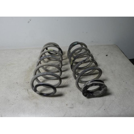 Ressort de suspension arriere PEUGEOT 107 PHASE 1 d’occasion
