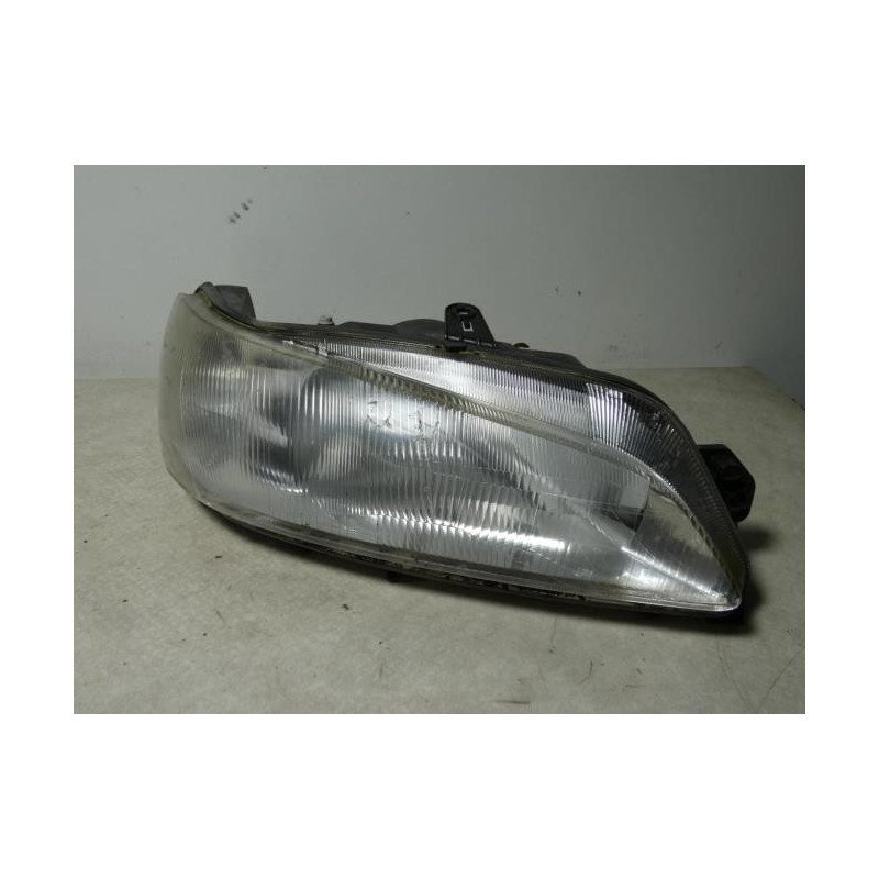 Optique avant principal droit (feux)(phare) PEUGEOT 306 PHASE 2 d’occasion