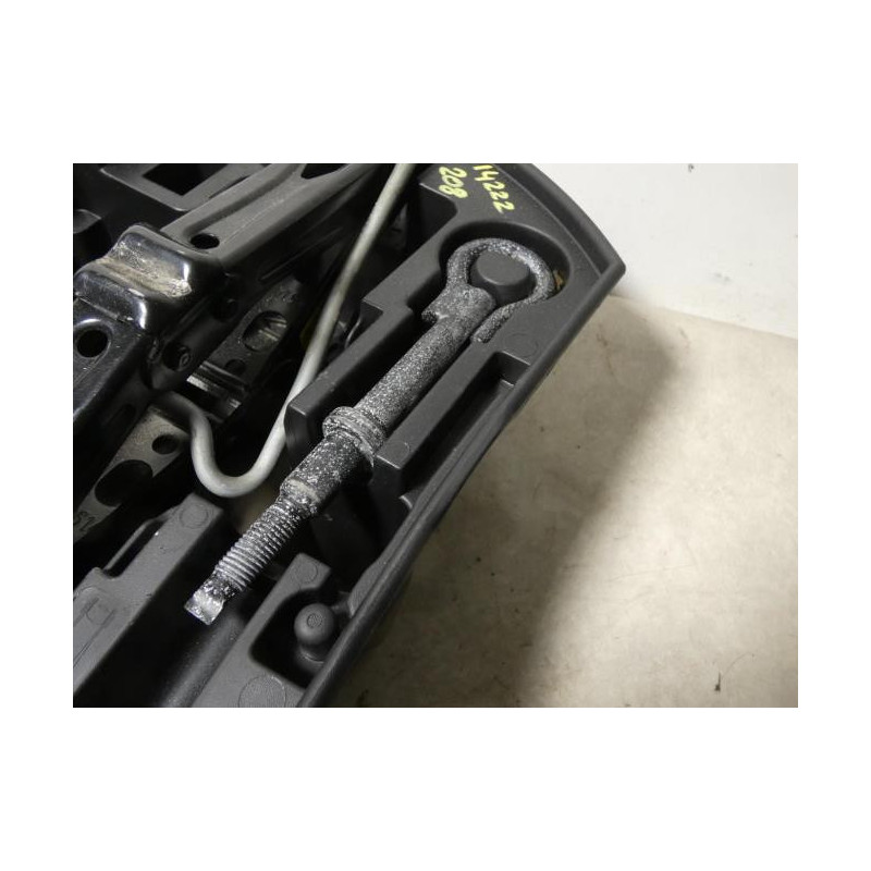 Cric (Ensemble depannage) PEUGEOT 208 1 PHASE 1 d’occasion
