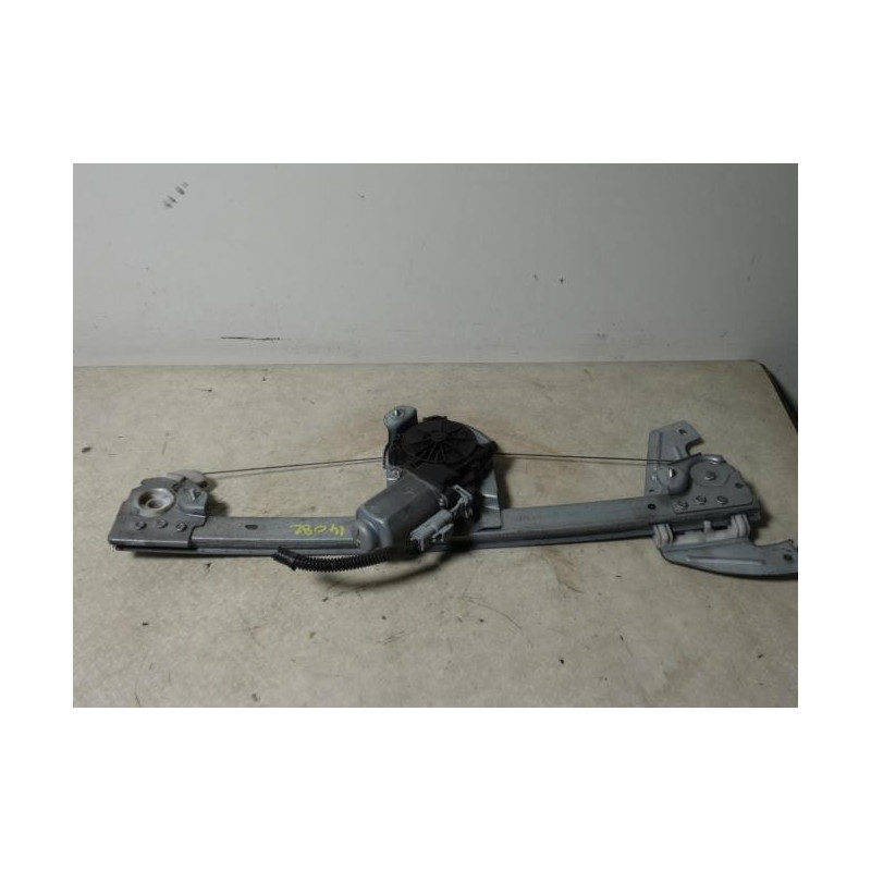 Leve vitre electrique avant droit PEUGEOT 107 PHASE 1 d’occasion