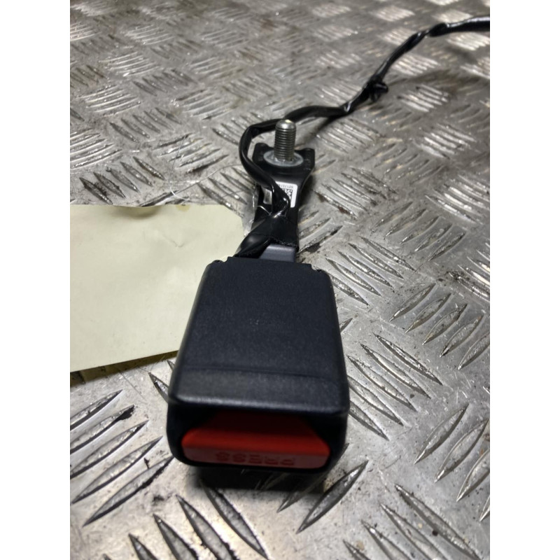 Attache ceinture avant droit MITSUBISHI SPACE STAR 3 PHASE 3 d’occasion