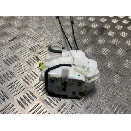 Serrure arriere gauche MITSUBISHI SPACE STAR 3 PHASE 3 d’occasion