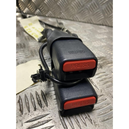 Attache ceinture arriere gauche MITSUBISHI SPACE STAR 3 PHASE 3 d’occasion
