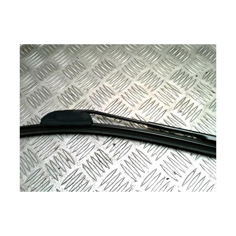 Bras essuie glace avant gauche DACIA DUSTER 1 PHASE 2 d’occasion
