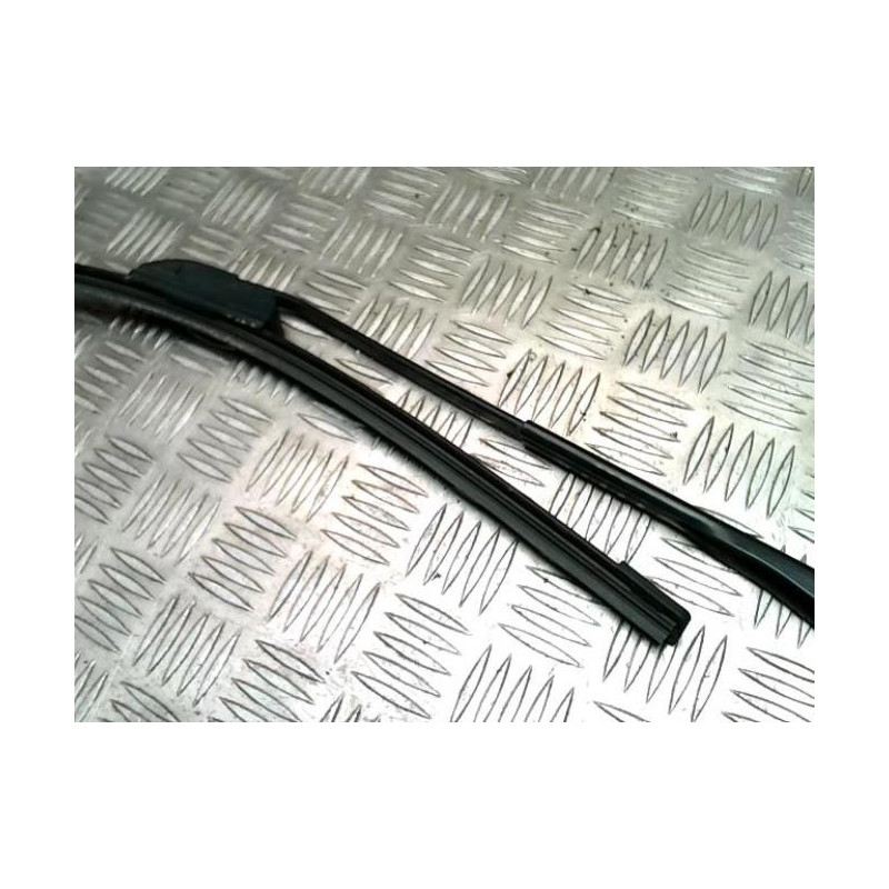 Bras essuie glace avant droit DACIA DUSTER 1 PHASE 2 d’occasion