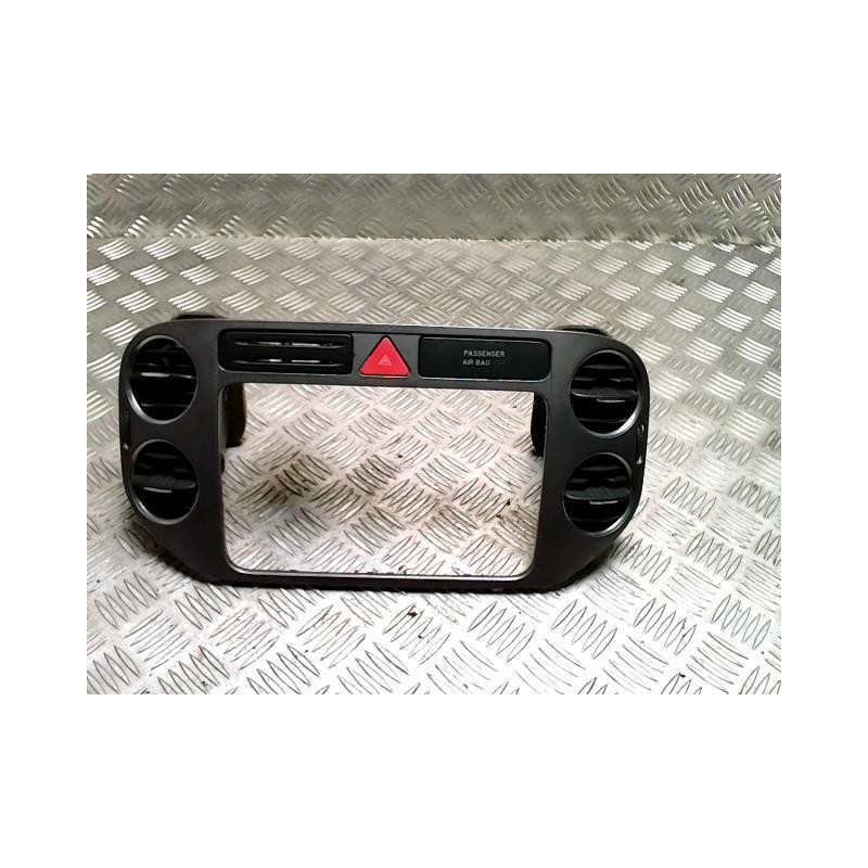 Aerateur tableau de bord VOLKSWAGEN TIGUAN 1 PHASE 1 d’occasion
