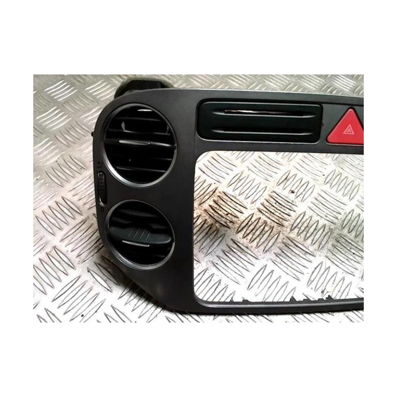 Aerateur tableau de bord VOLKSWAGEN TIGUAN 1 PHASE 1 d’occasion