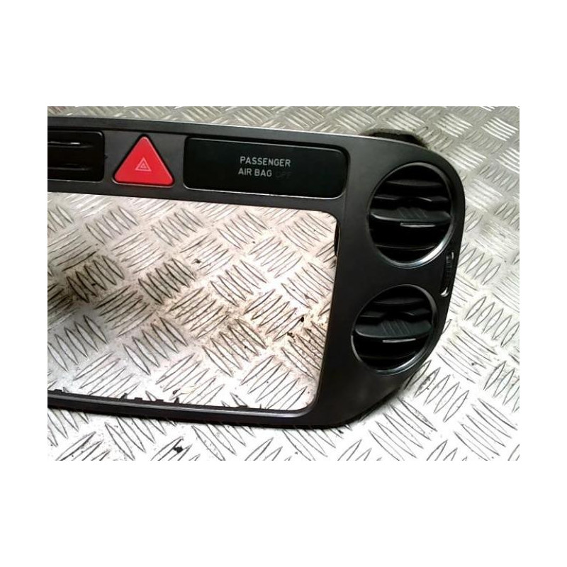 Aerateur tableau de bord VOLKSWAGEN TIGUAN 1 PHASE 1 d’occasion