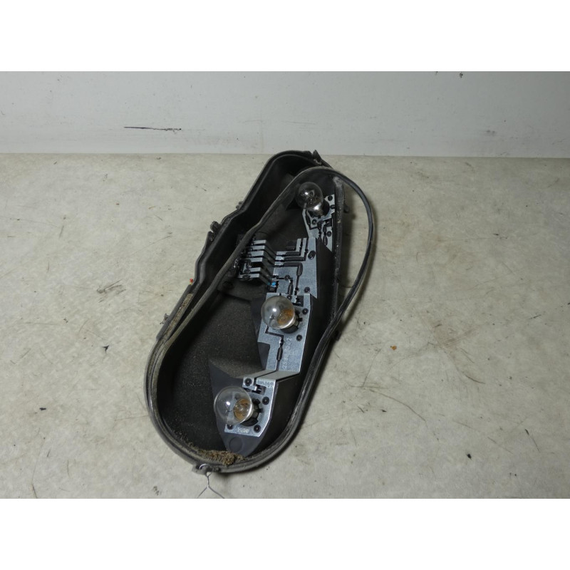 Platine feu arriere droit PEUGEOT 107 PHASE 1 d’occasion