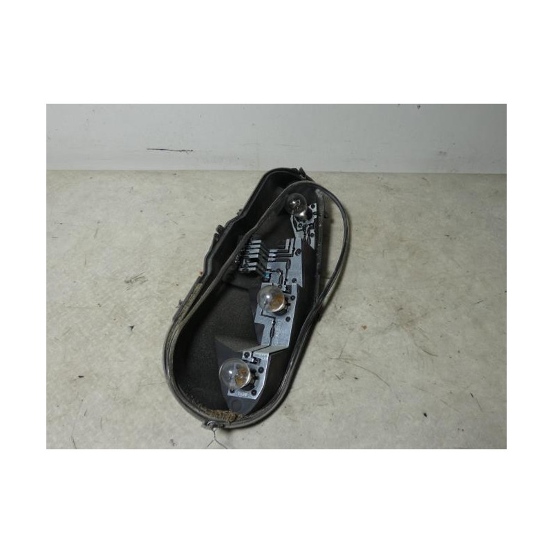 Platine feu arriere droit PEUGEOT 107 PHASE 1 d’occasion