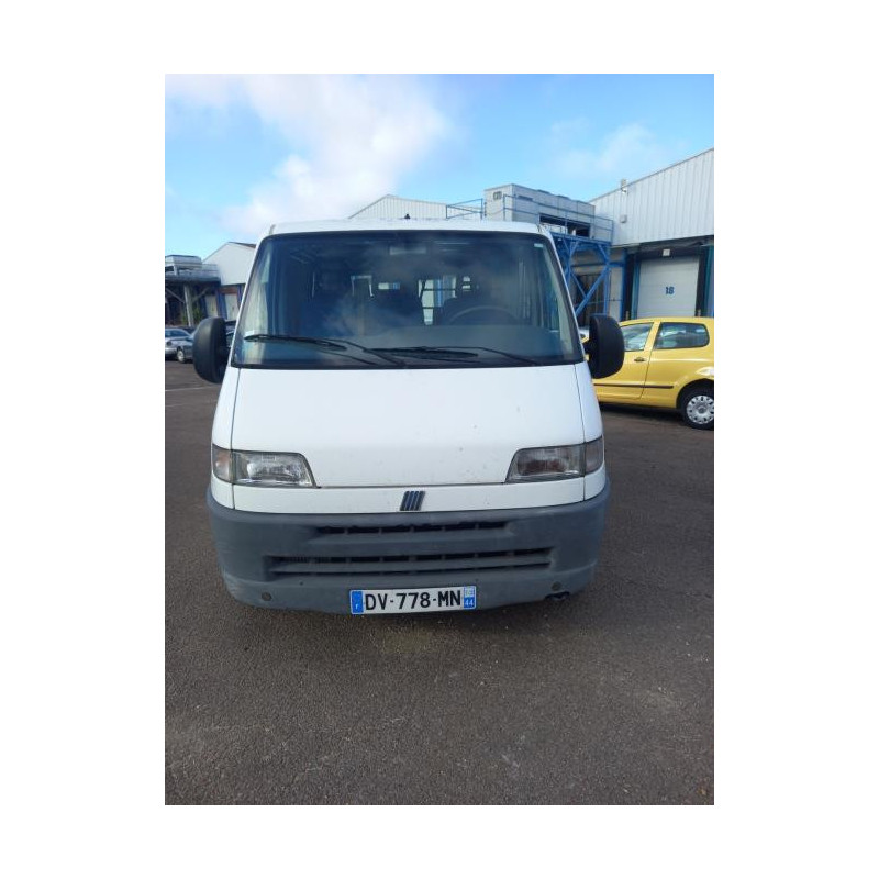 Optique avant principal gauche (feux)(phare) FIAT DUCATO 2 PHASE 1 d’occasion
