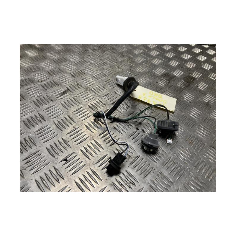 Platine feu arriere droit MITSUBISHI SPACE STAR 3 PHASE 3 d’occasion