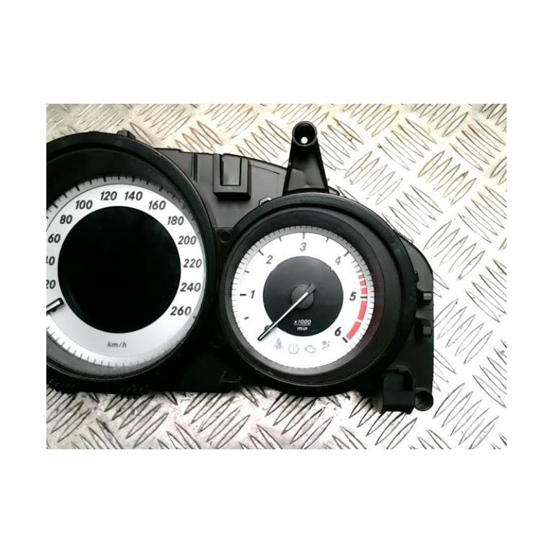 Compteur MERCEDES CLASSE C 204 PHASE 2 COUPE d’occasion
