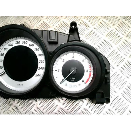 Compteur MERCEDES CLASSE C 204 PHASE 2 COUPE d’occasion
