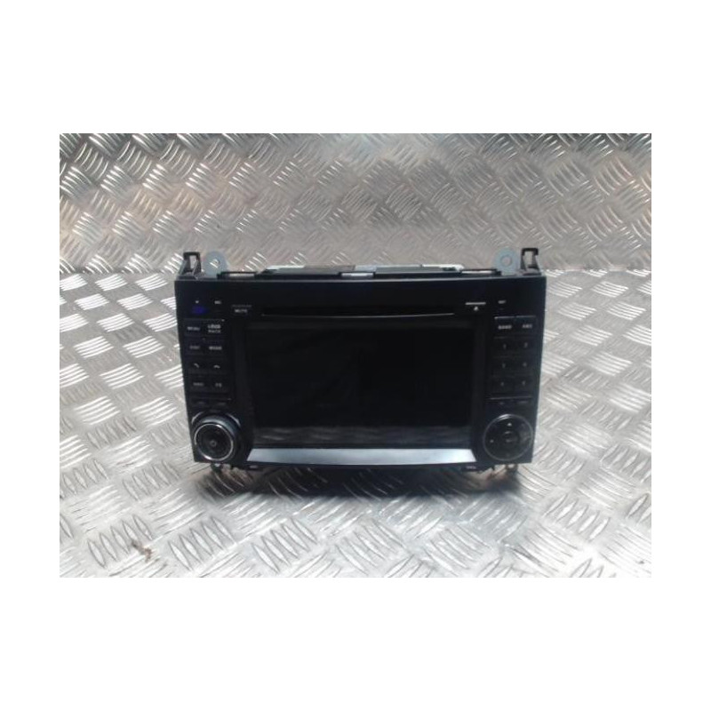 Autoradio d'origine MERCEDES CLASSE B 245 PHASE 1 d’occasion