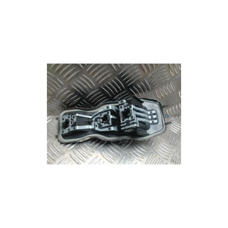 Platine feu arriere gauche RENAULT SCENIC 2 PHASE 2 d’occasion