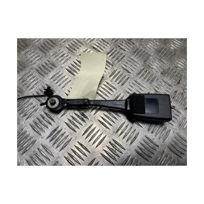 Attache ceinture avant gauche FORD PUMA 2 d’occasion