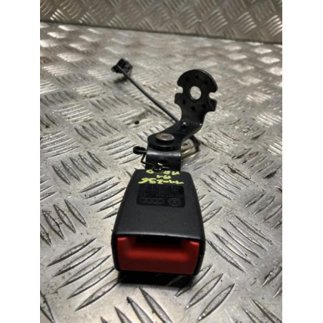 Attache ceinture arriere droit AUDI A1 1 PHASE 1 d’occasion