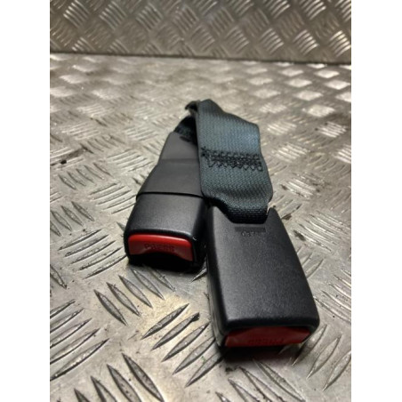 Attache ceinture arriere droit MAZDA CX7 PHASE 2 d’occasion