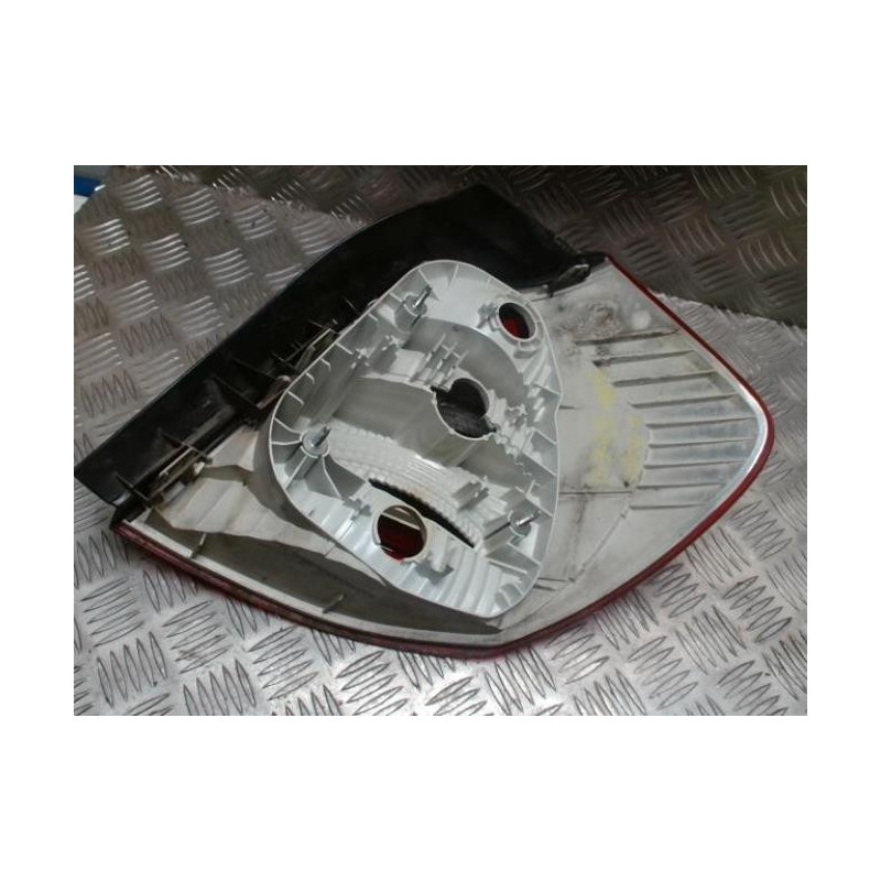 Feu arriere principal gauche (feux) BMW SERIE 1 E87 PHASE 1 d’occasion