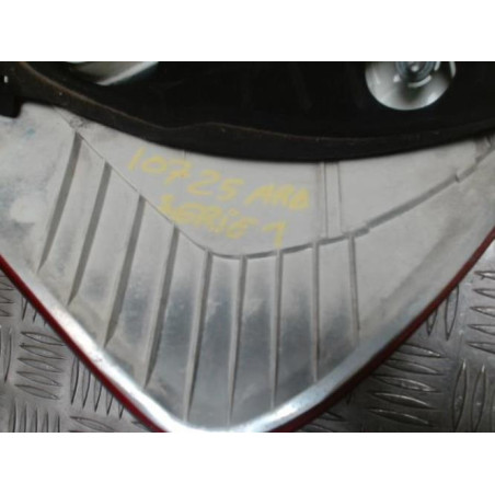 Feu arriere principal droit (feux) BMW SERIE 1 E87 PHASE 1 d’occasion