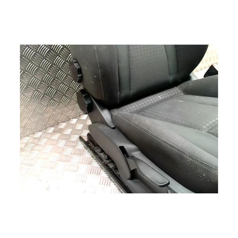 Siege avant droit AUDI A1 1 PHASE 1 d’occasion