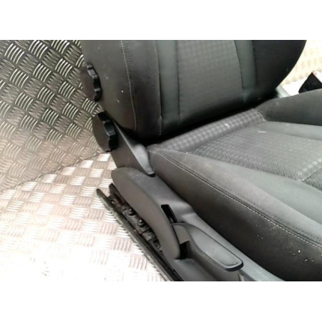 Siege avant droit AUDI A1 1 PHASE 1 d’occasion