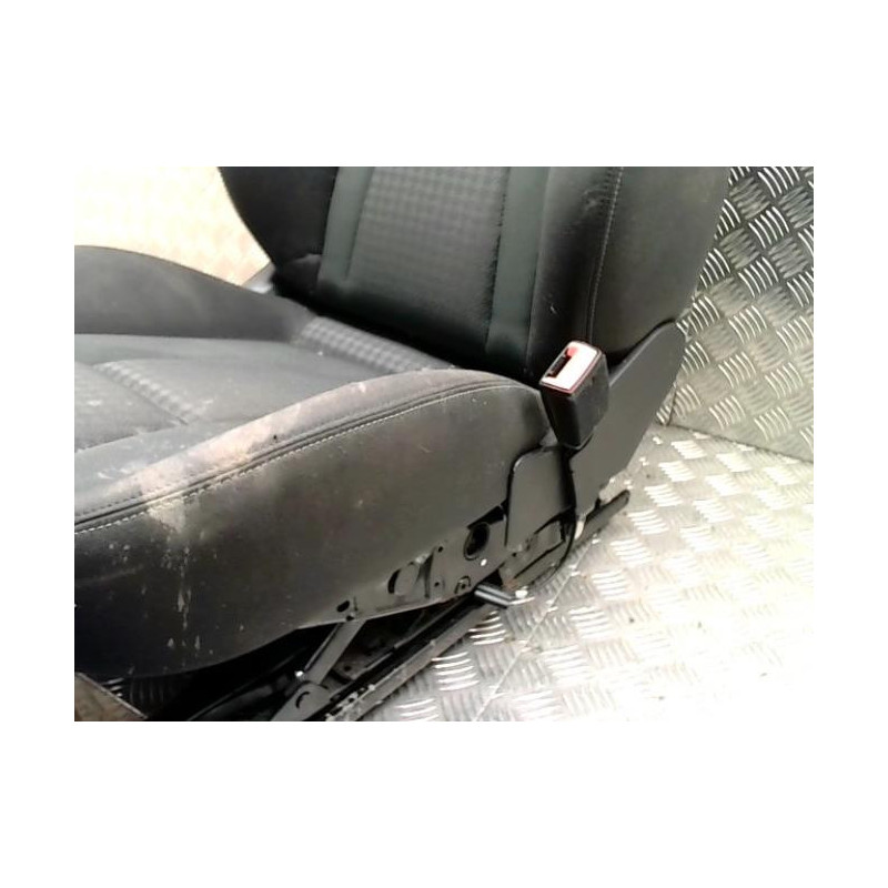 Siege avant droit AUDI A1 1 PHASE 1 d’occasion