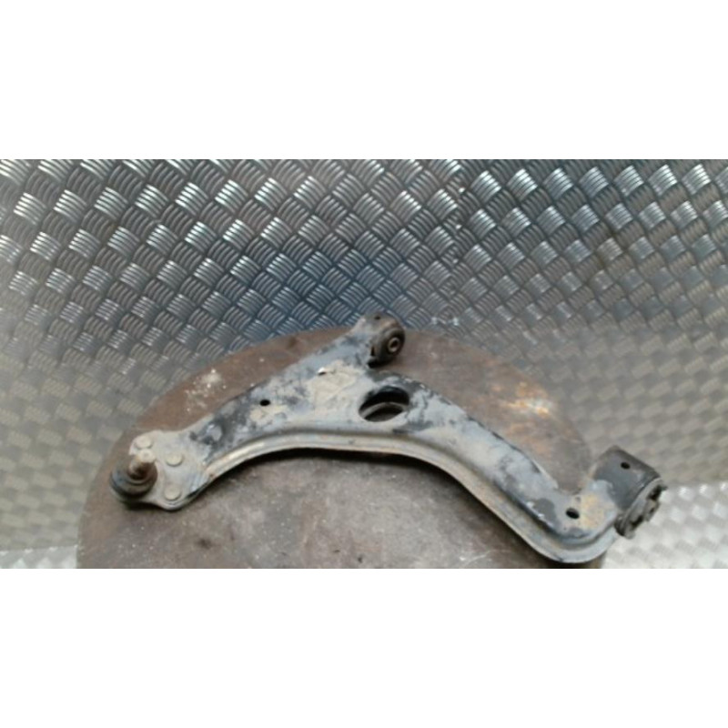 Triangle avant gauche OPEL MERIVA B PHASE 1 d’occasion