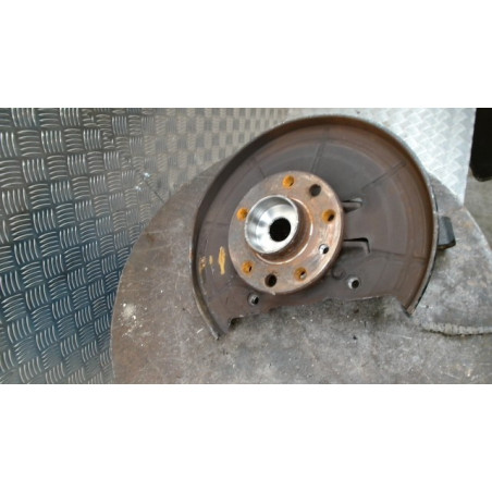 Moyeu avant droit OPEL MERIVA B PHASE 1 d’occasion