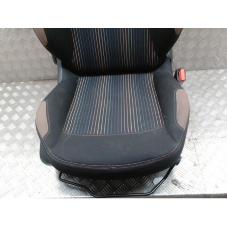 Siege avant droit PEUGEOT 208 1 PHASE 1 d’occasion