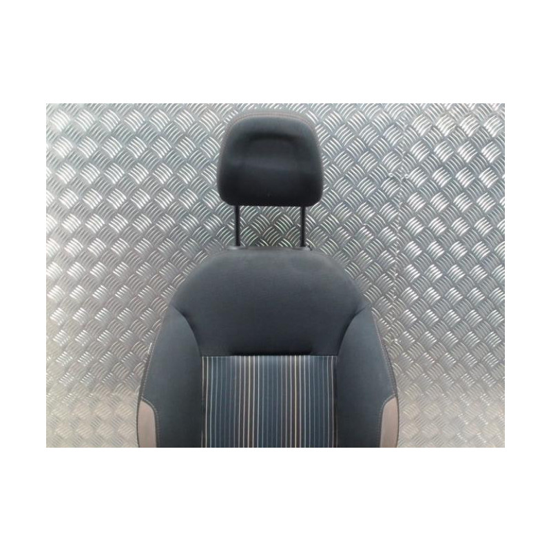 Siege avant droit PEUGEOT 208 1 PHASE 1 d’occasion