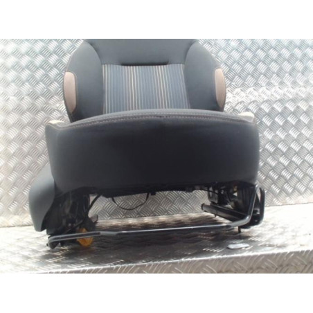 Siege avant droit PEUGEOT 208 1 PHASE 1 d’occasion