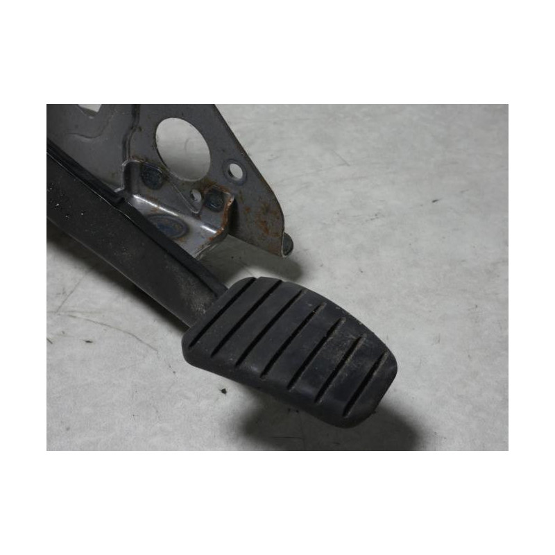 Pedale de frein RENAULT CLIO 4 PHASE 1 d’occasion